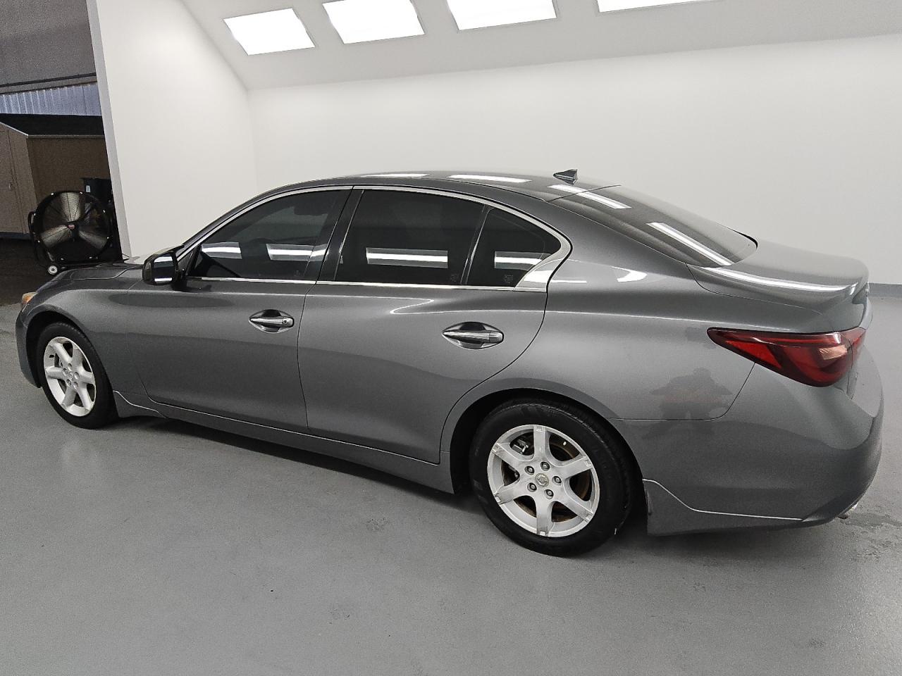 INFINITI Q50 Pure Image 8