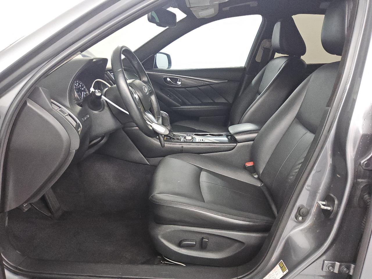 INFINITI Q50 Pure Image 5