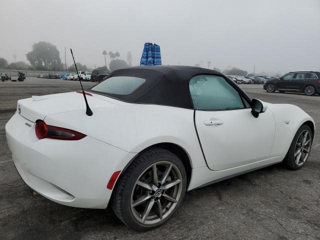 Mazda Mx5 Grand Touring Image 3