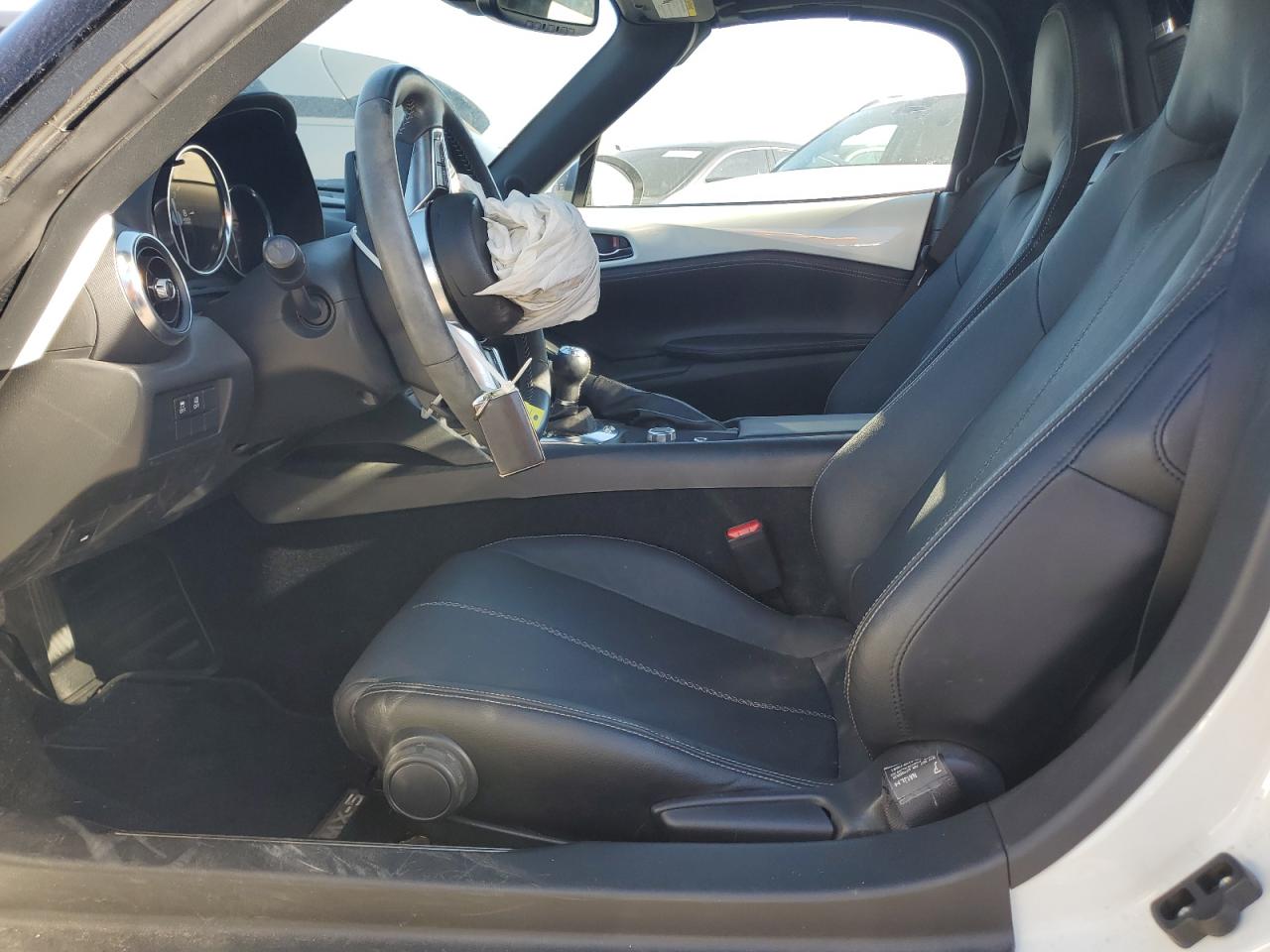 Mazda Mx5 Grand Touring Image 2