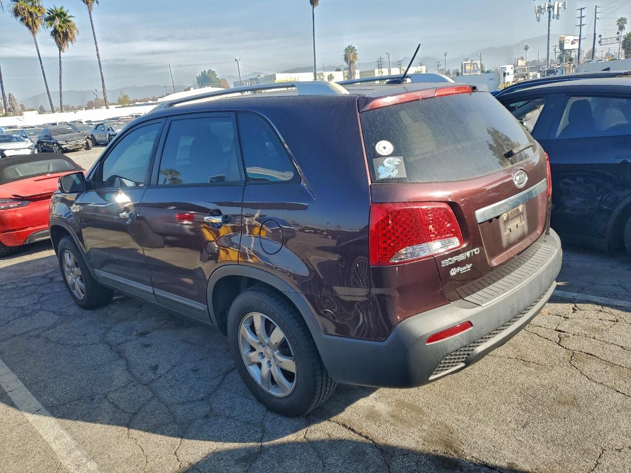 Kia Sorento Base Image 7