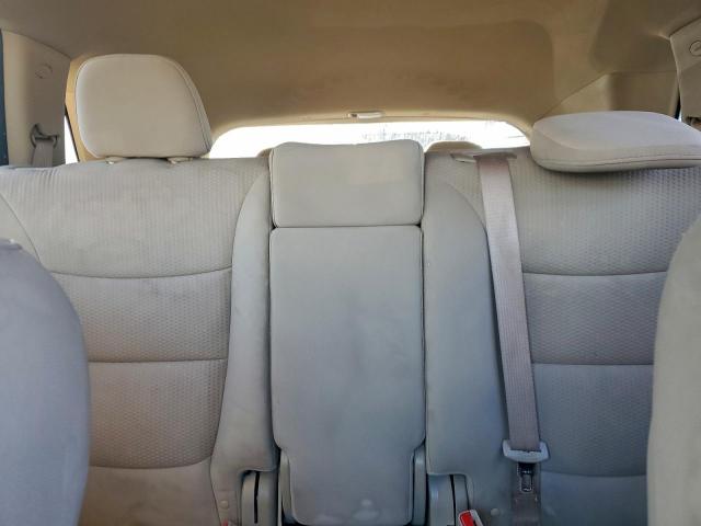 Kia Sorento Base Image 11