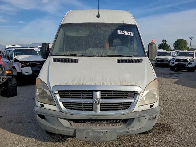 Dodge Sprinter 2500 Image 8