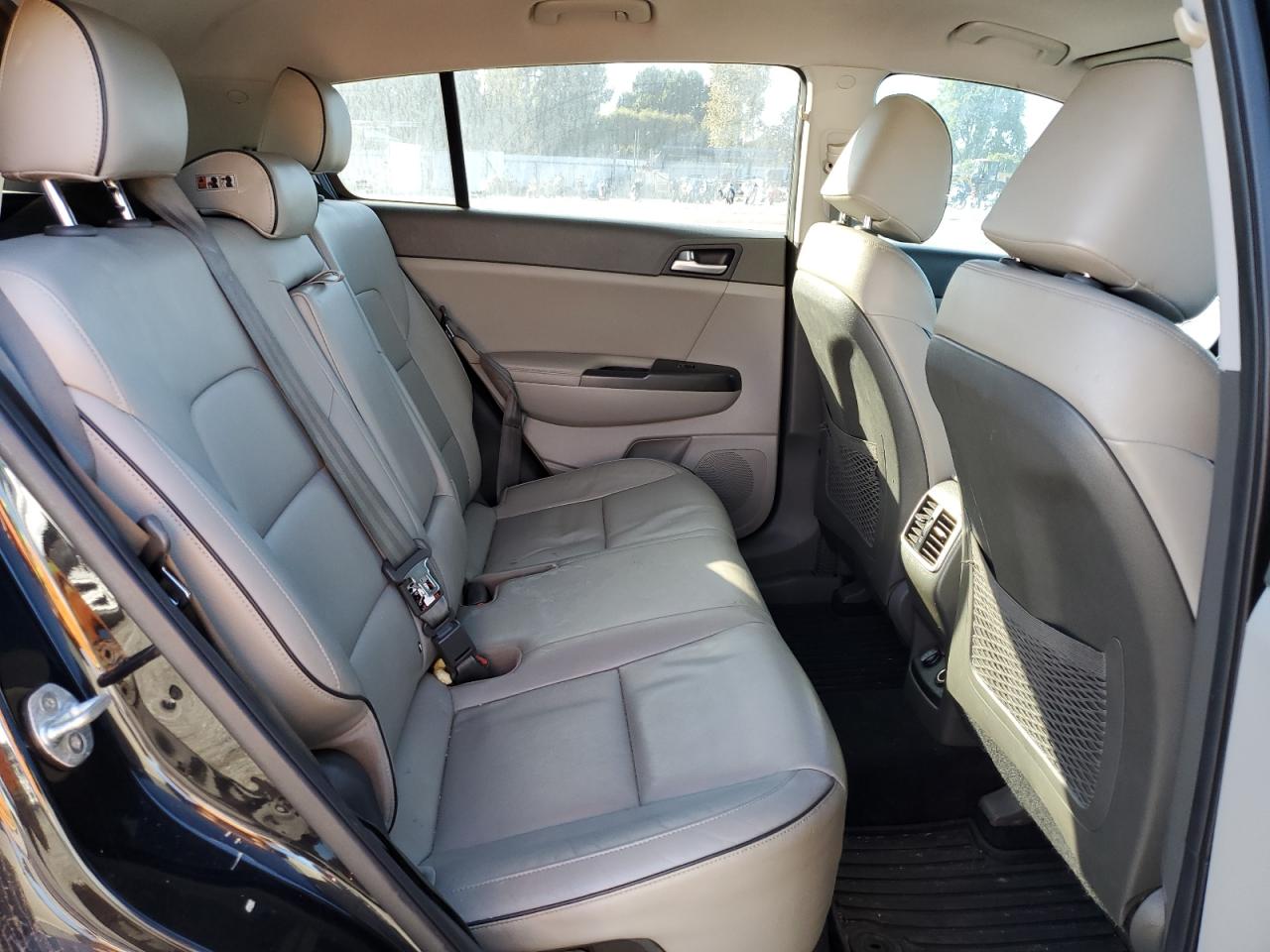 Kia Sportage Ex Image 9