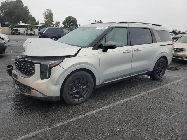  Salvage Kia Carnival