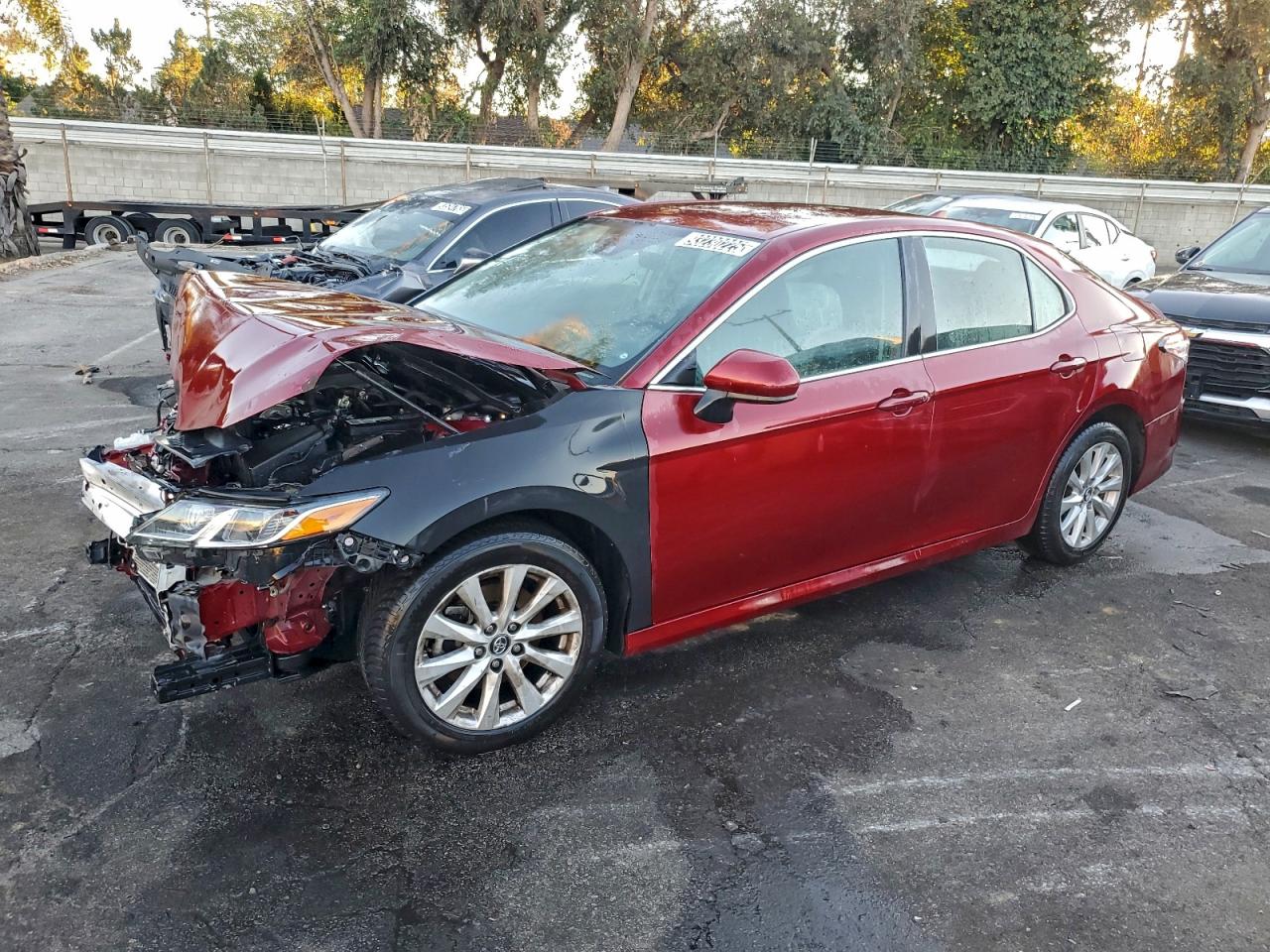 Toyota Camry Le Image 1