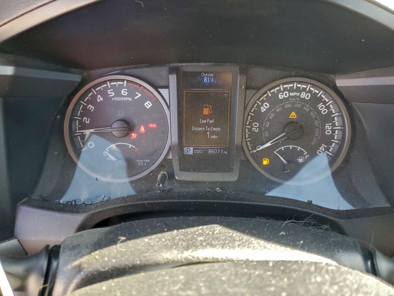 Toyota Tacoma Double Cab Image 11