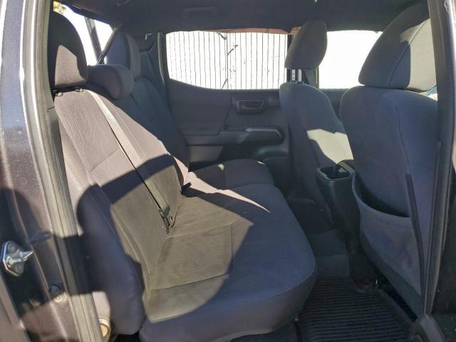 Toyota Tacoma Double Cab Image 7