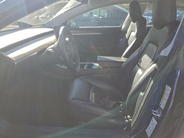 Tesla Model 3 Image 8