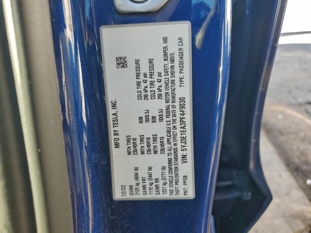 Tesla Model 3 Image 11