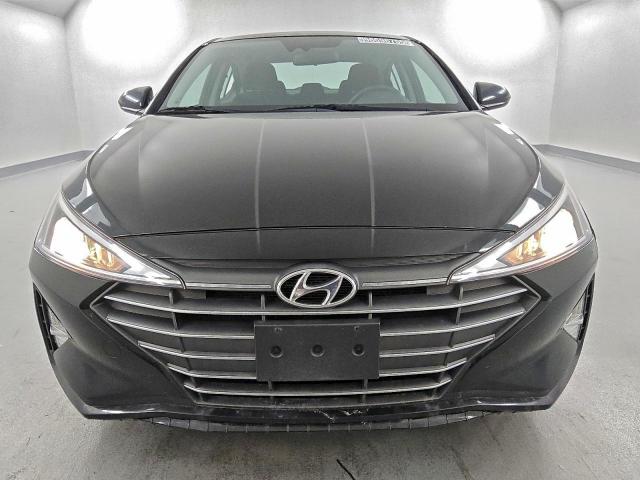 Hyundai ELANTRA Se Image 10