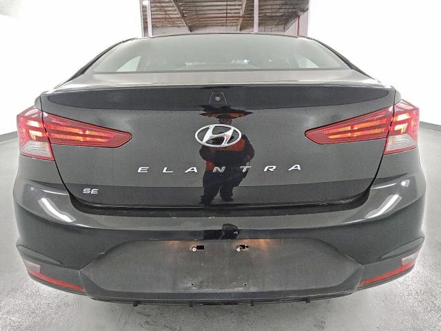 Hyundai ELANTRA Se Image 3