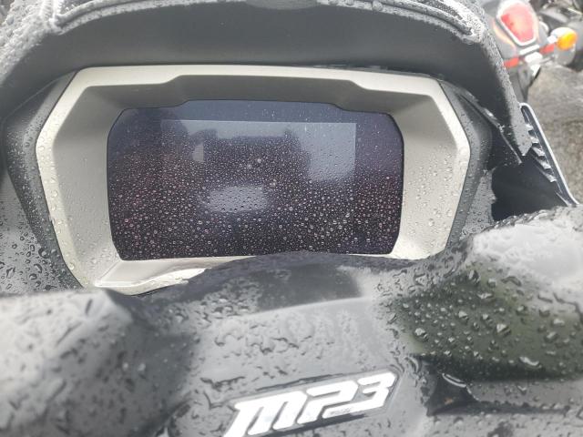 Piaggio Motorcycle 530 Exclusive Image 6