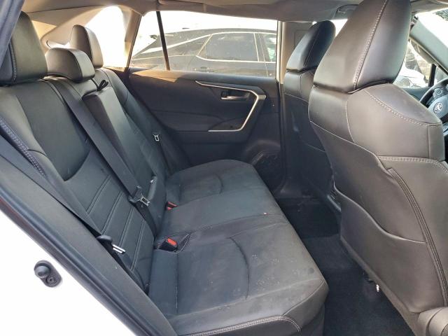 Toyota RAV4 Xle Premium Image 12