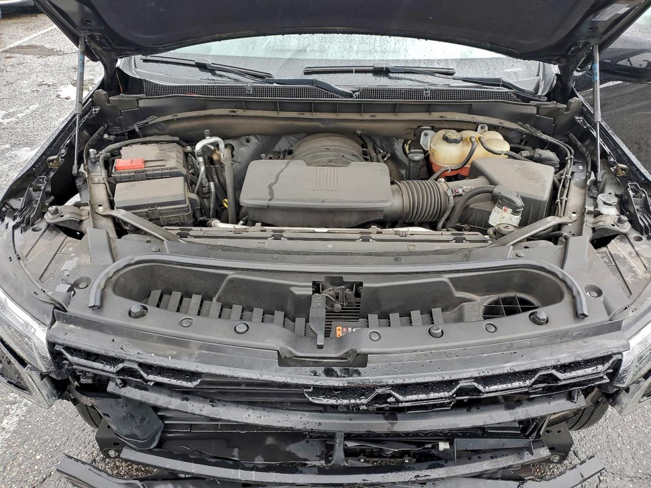 Chevrolet Suburban C1500 Ls Image 12