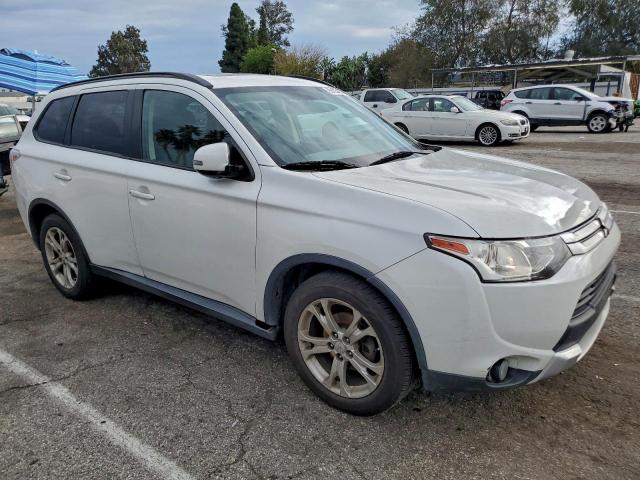 Mitsubishi Outlander Se Image 3