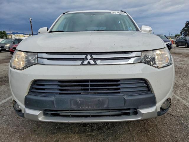 Mitsubishi Outlander Se Image 2
