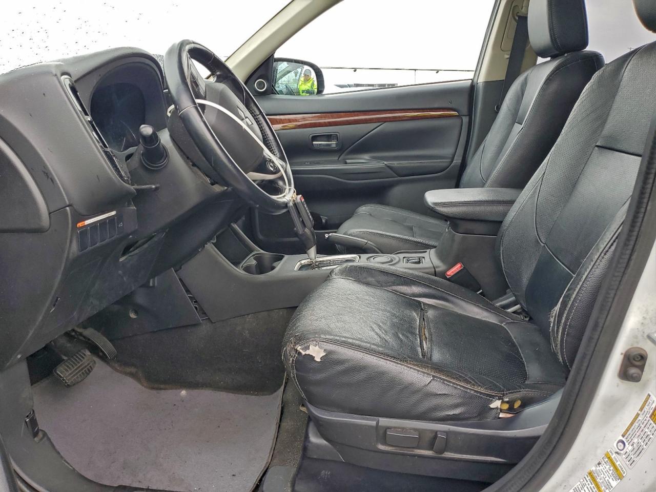 Mitsubishi Outlander Se Image 6