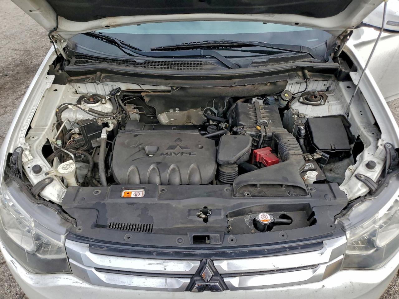 Mitsubishi Outlander Se Image 13