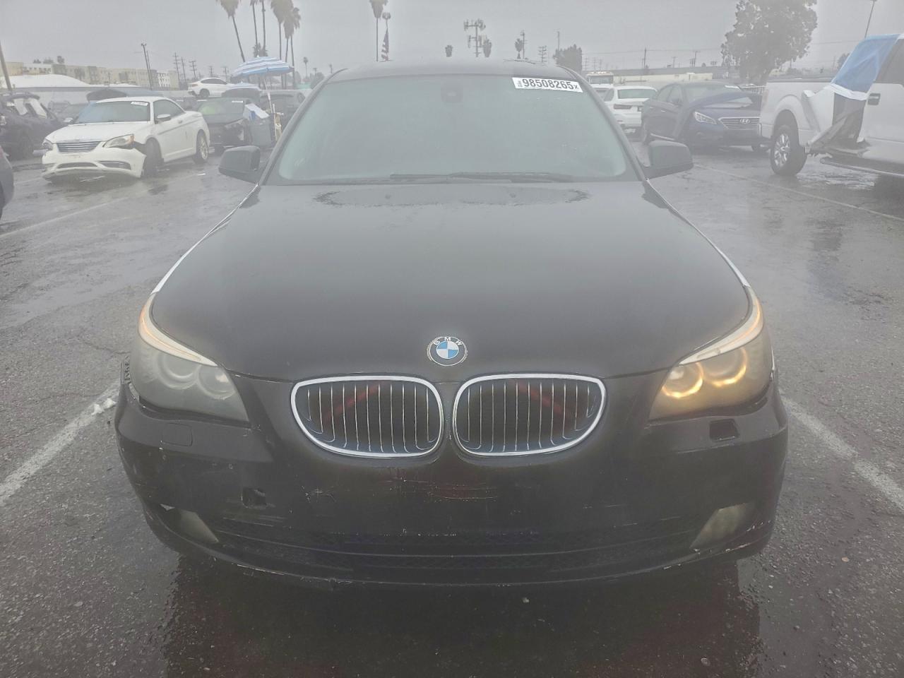 BMW 5 Series I Image 12