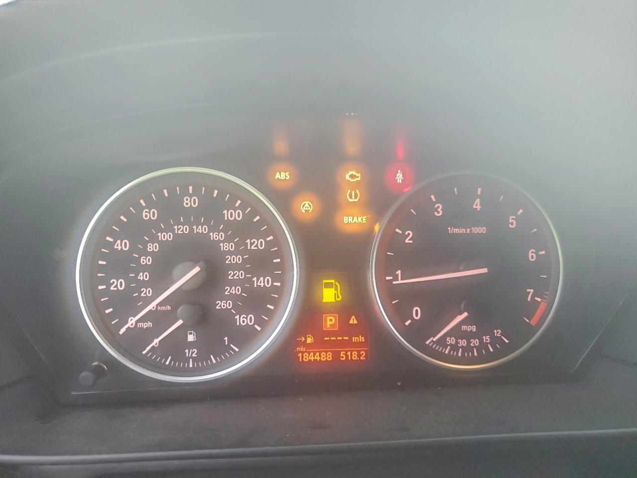 BMW 5 Series I Image 9