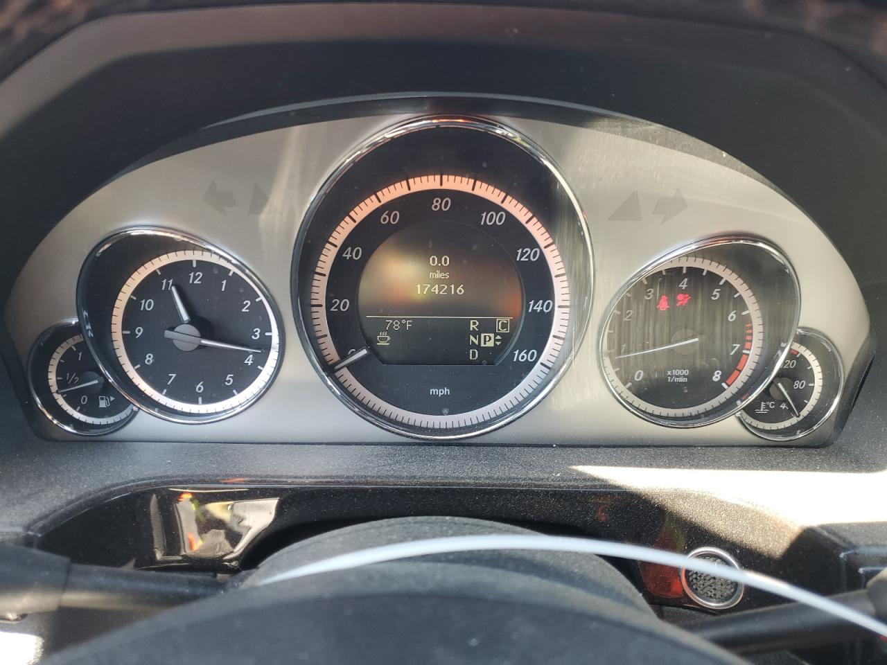 Mercedes-Benz E-Class 350 Image 8