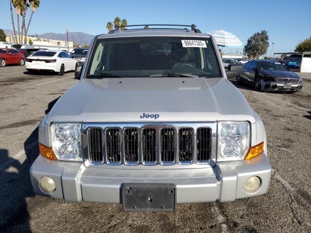 Jeep Commander Sport Image 8