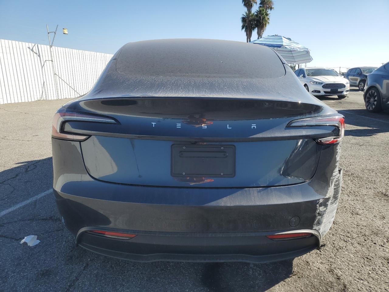 Tesla Model 3 Image 4