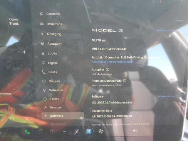 Tesla Model 3 Image 6