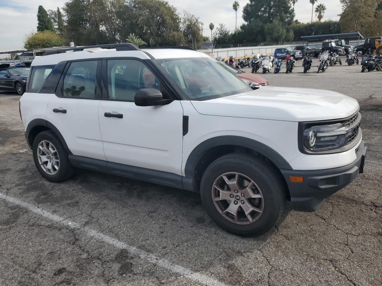 Ford Bronco Image 12