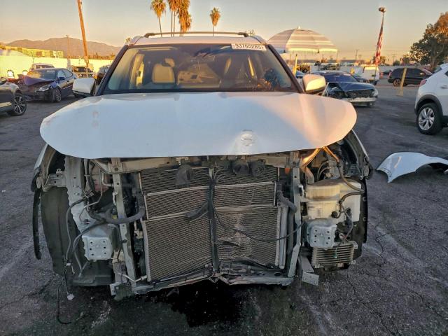 Toyota Highlander Hybrid Bronze Edition Image 14