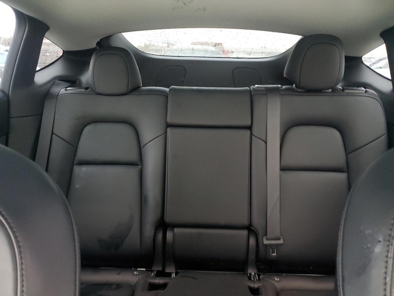 Tesla Model Y Image 9