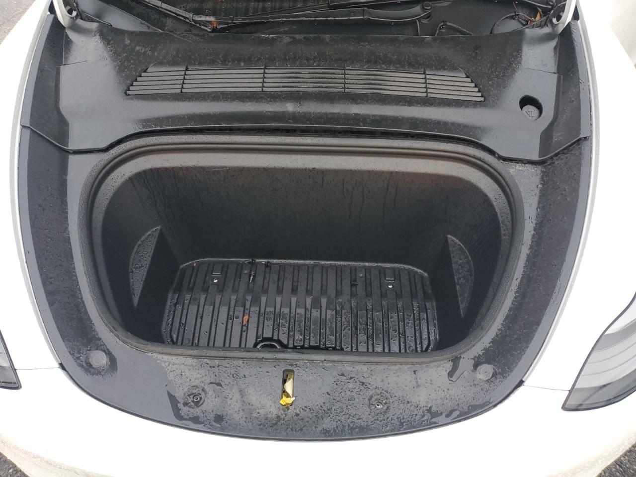 Tesla Model Y Image 7