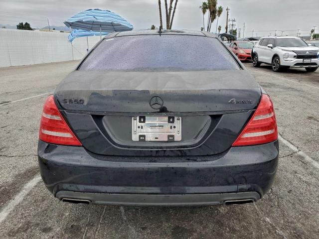 Mercedes-Benz S-Class 550 4matic Image 7
