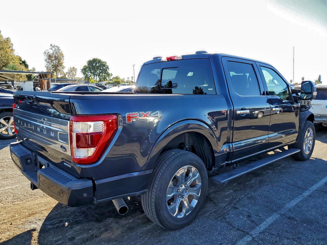 Ford F-150 Supercrew Image 4