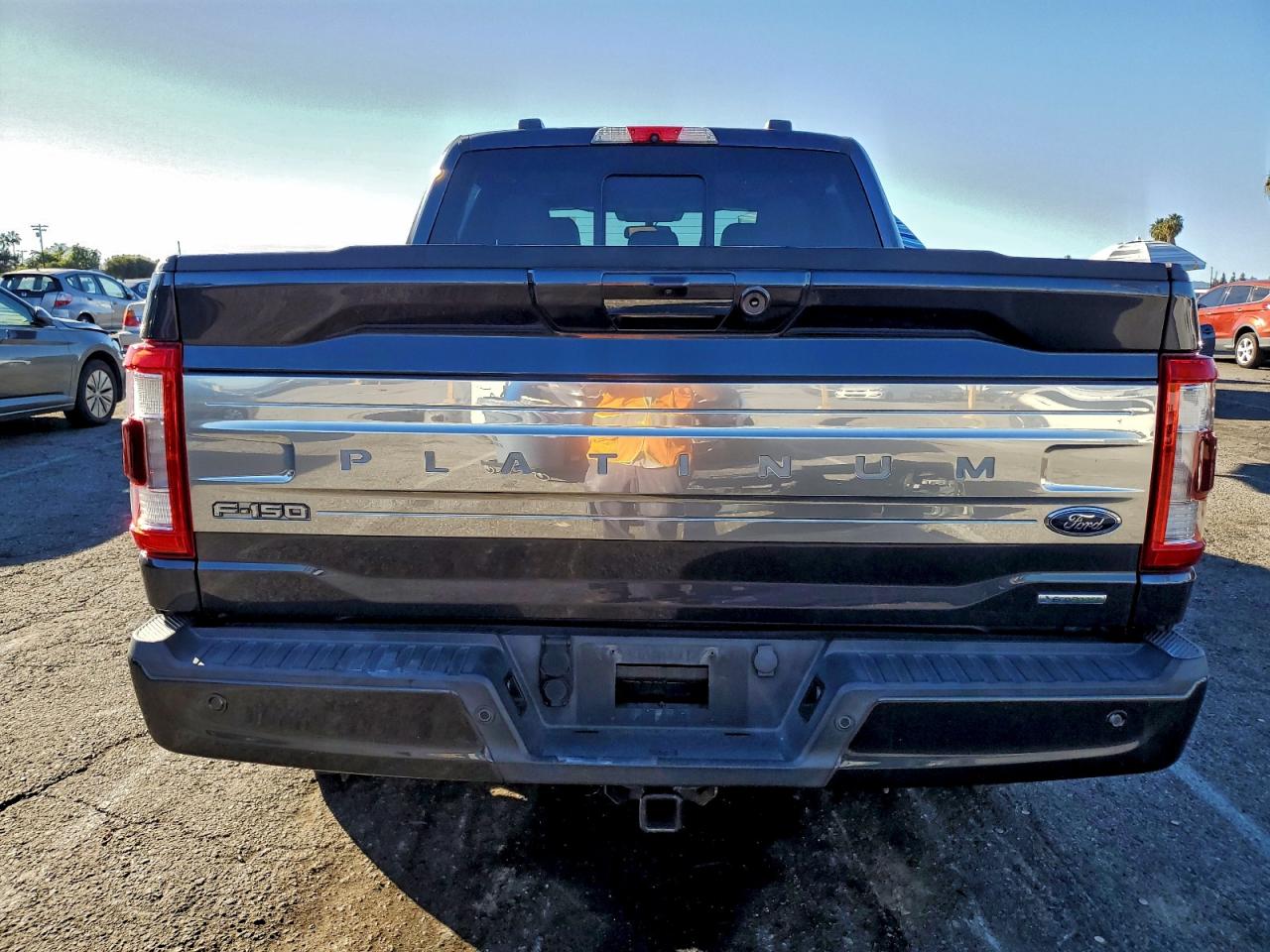 Ford F-150 Supercrew Image 11