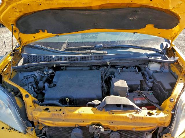 Toyota Sienna Le Image 9