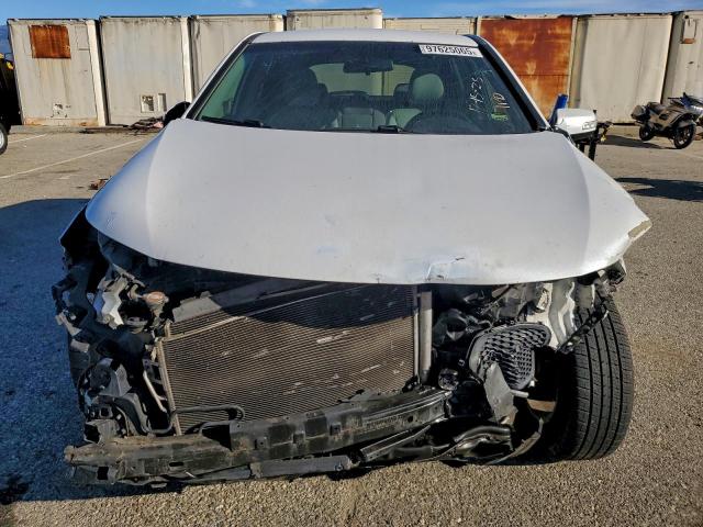 Kia Sorento Base Image 4