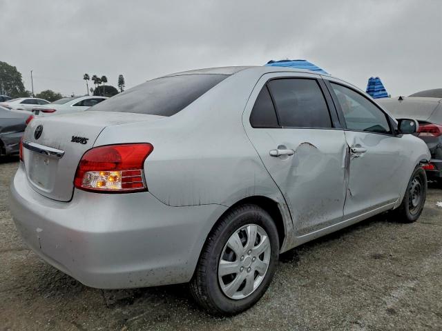 Toyota Yaris Image 12