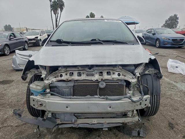 Toyota Yaris Image 4