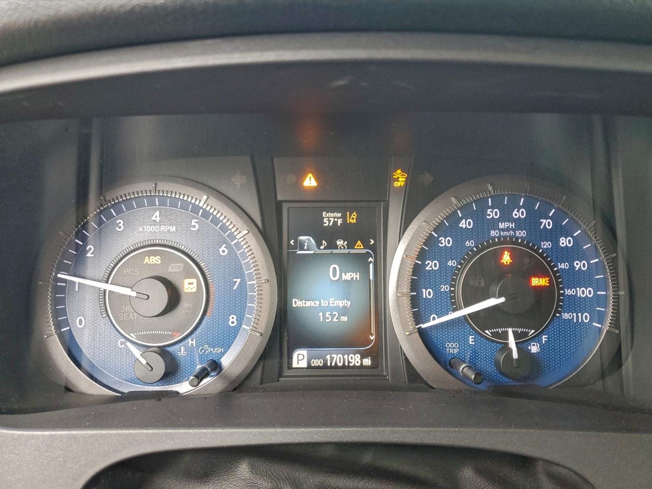 Toyota Sienna Le Image 4