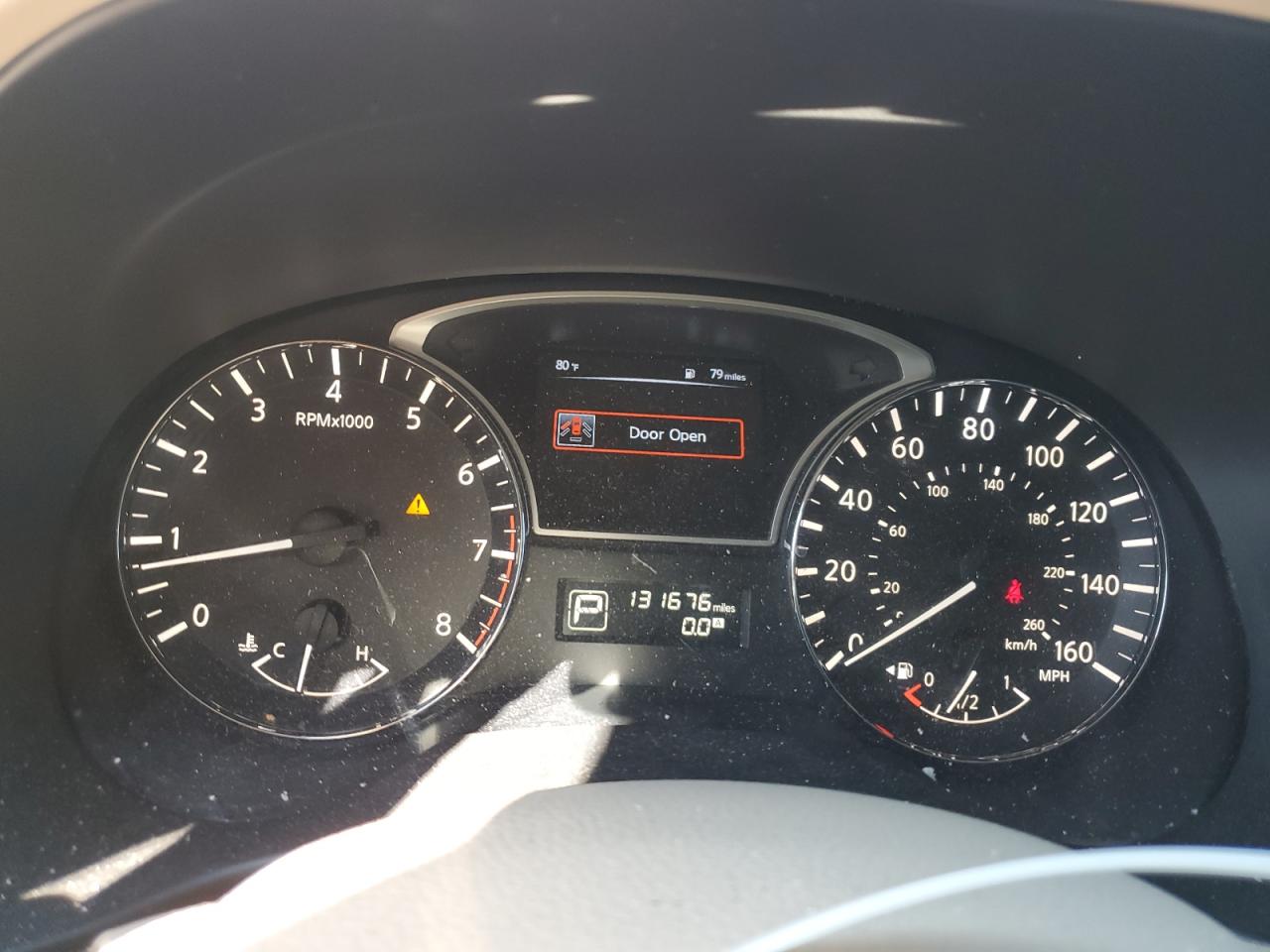 Nissan Pathfinder S Image 5