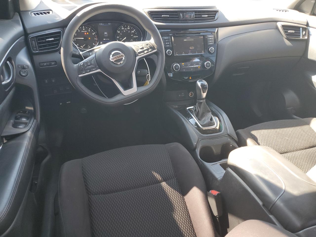 Nissan Rogue S Image 7