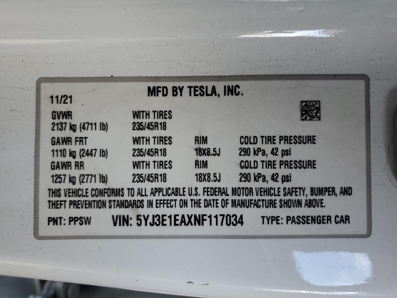 Tesla Model 3 Image 10