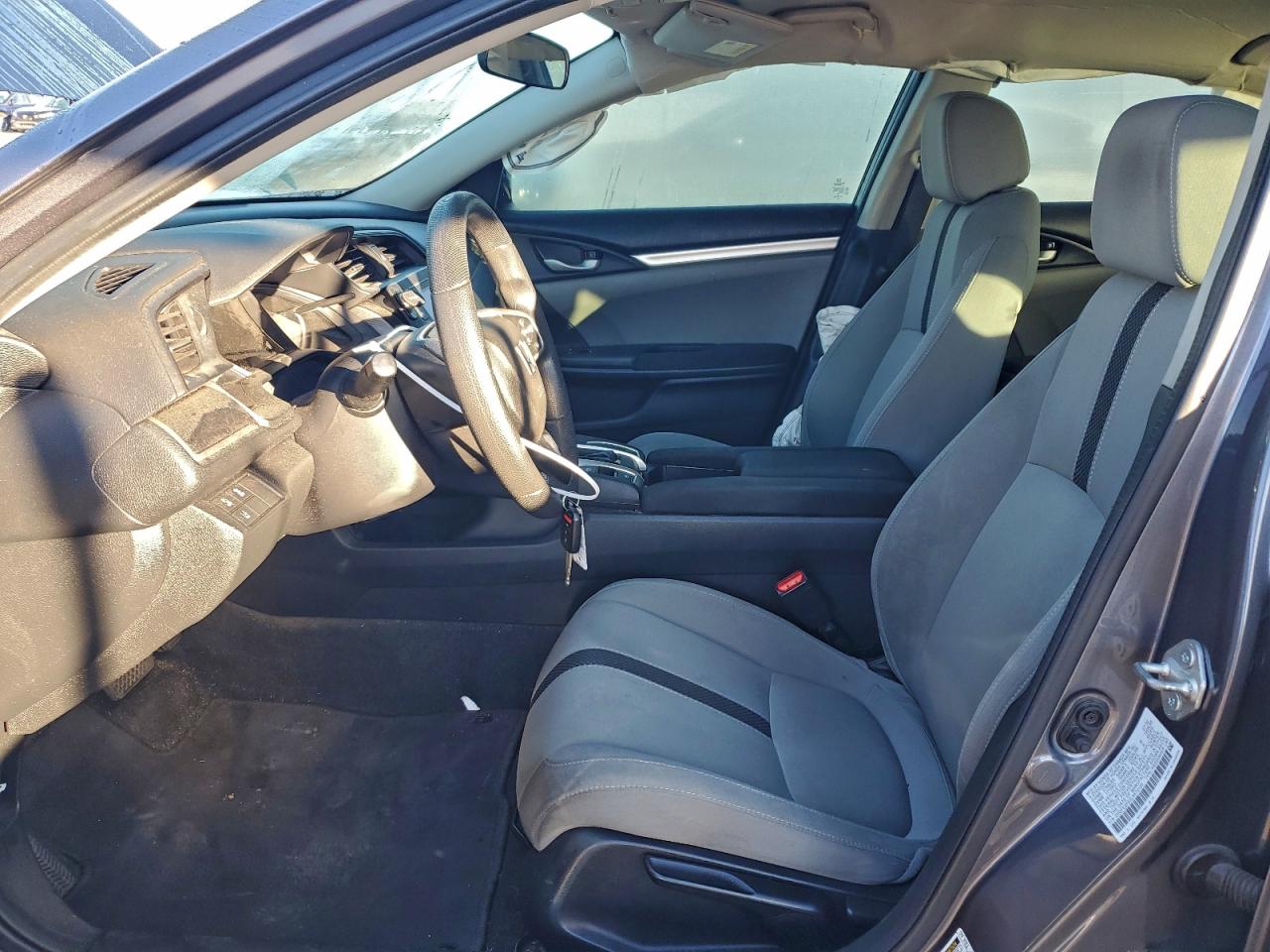 Honda Civic Lx Image 8