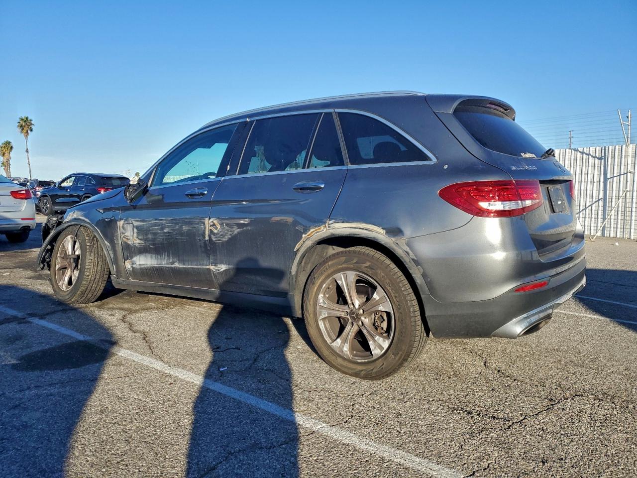 Mercedes-Benz GLC 300 4matic Image 3