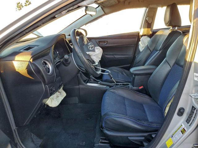 Toyota Corolla L Image 2