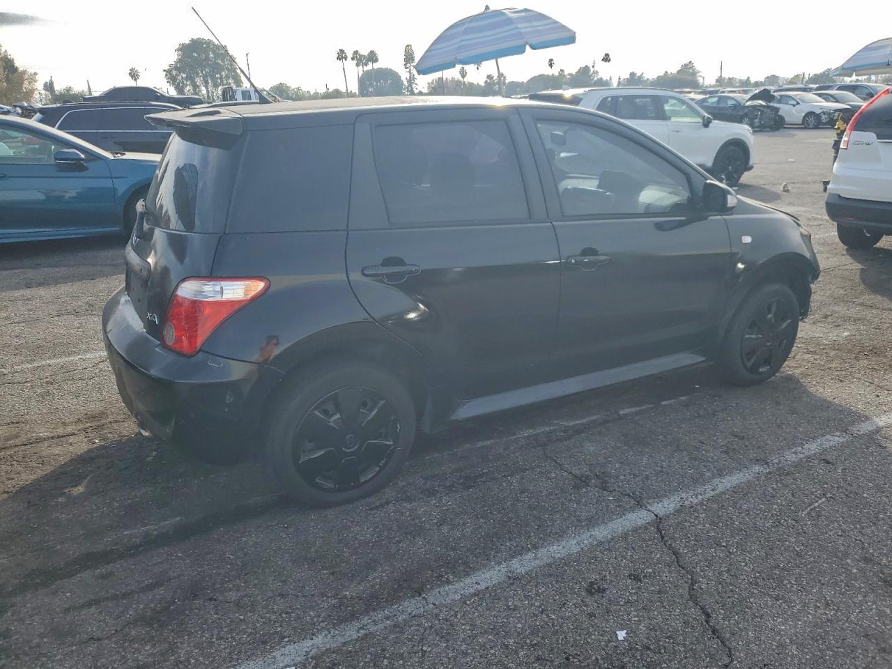 Toyota Scion Image 4