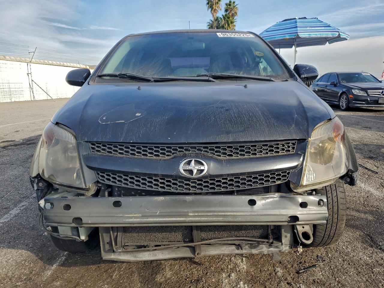 Toyota Scion Image 11