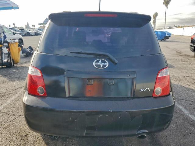 Toyota Scion Image 12